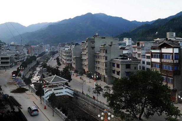 广西壮族自治区金秀瑶族自治县发布雷电黄色预警_7
