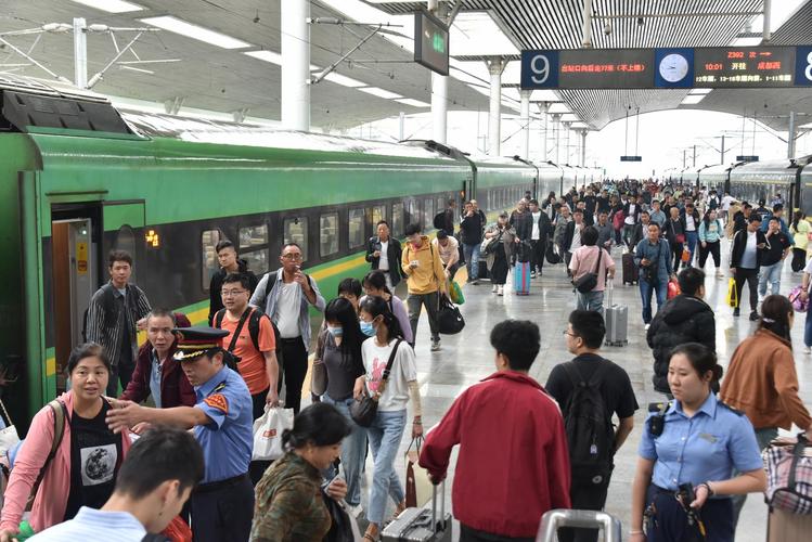 国庆假期青藏集团公司发送旅客74.41万人次