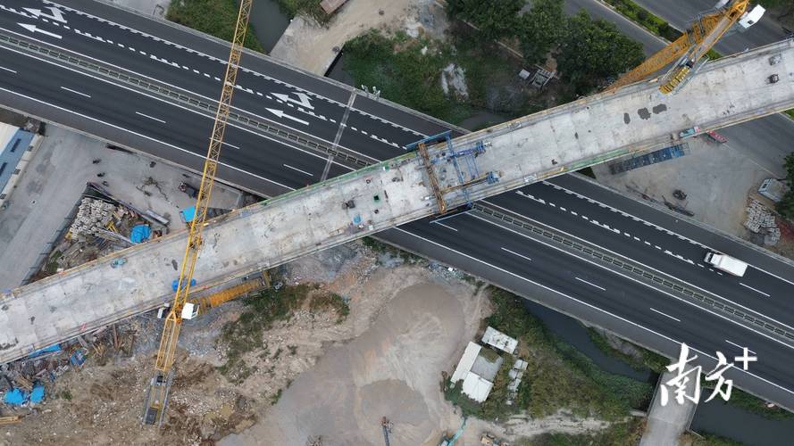 文山州首座跨高速公路桥梁拆除重建工程项目预计6月通车