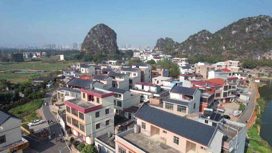“空心村”变示范村 这里也有了“诗和远方”