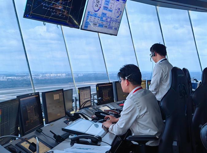 海南空管分局顺利实施“非全跑道起飞程序”,可节约地面滑行时间2分钟
