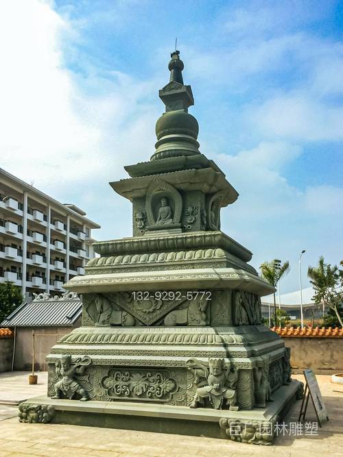 西藏警方侦破三起寺庙佛塔文物盗窃案 追回文物80余件