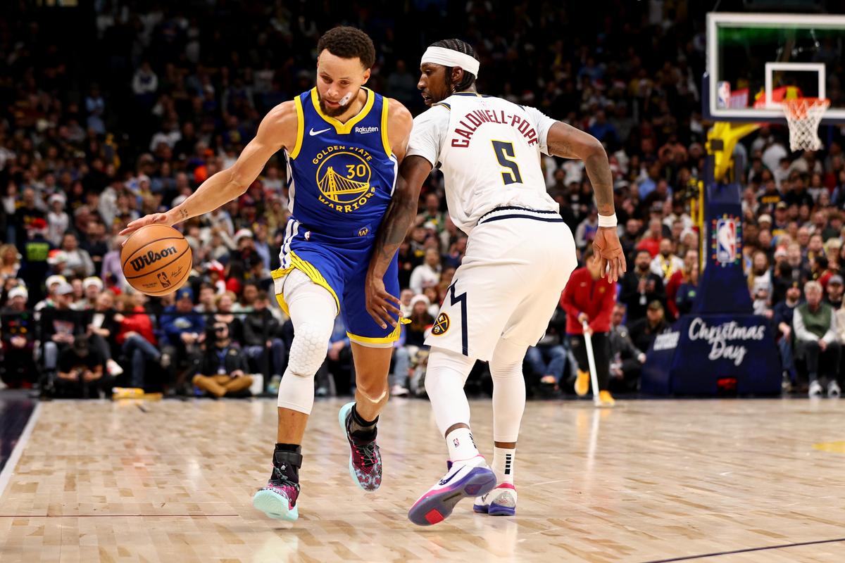 NBA圣诞大战:掘金120-114战胜勇士