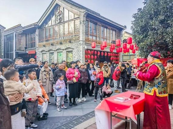 (新春走基层)春节里的文化年味