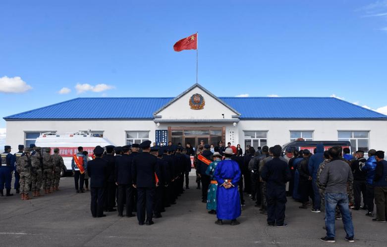 陈巴尔虎旗公安救助出走少年返家