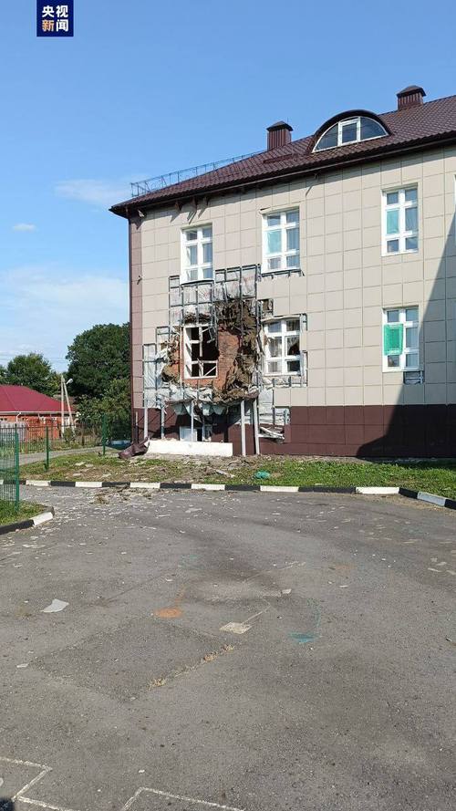 俄罗斯一建筑发生瓦斯爆炸 已致1人死亡