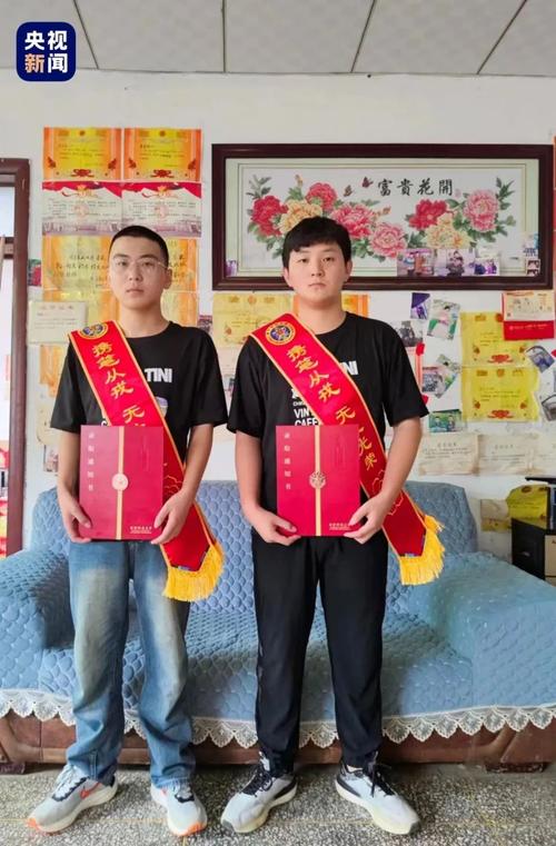 双胞胎兄弟,考上国防科技大学!