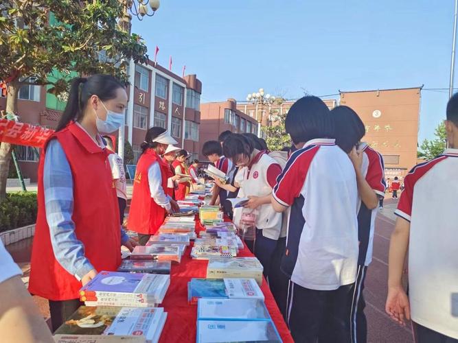 山东惠民:积极开展书会进校园活动