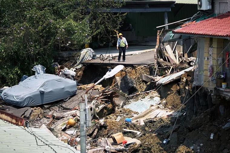 台湾地震致福建铁路大面积晚点 目前陆续恢复运输秩序