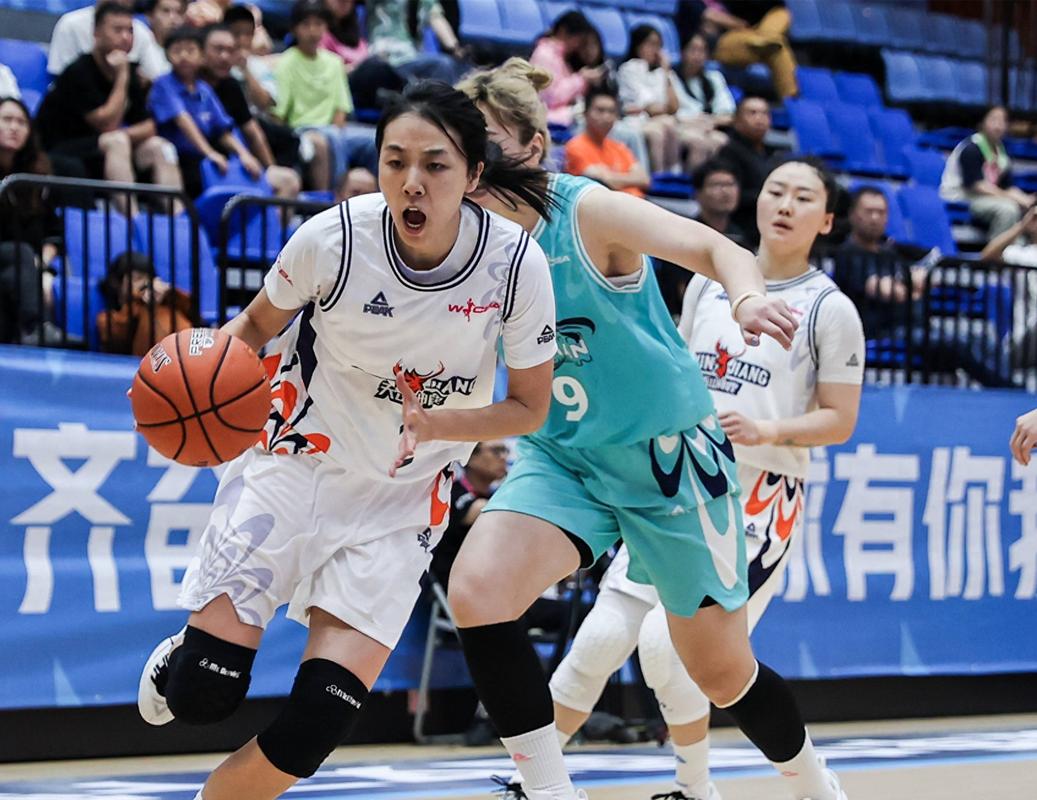 中国姑娘问鼎三人篮球女子系列赛武汉站