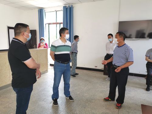 土家山货进武汉 结对帮扶走出特色新路→