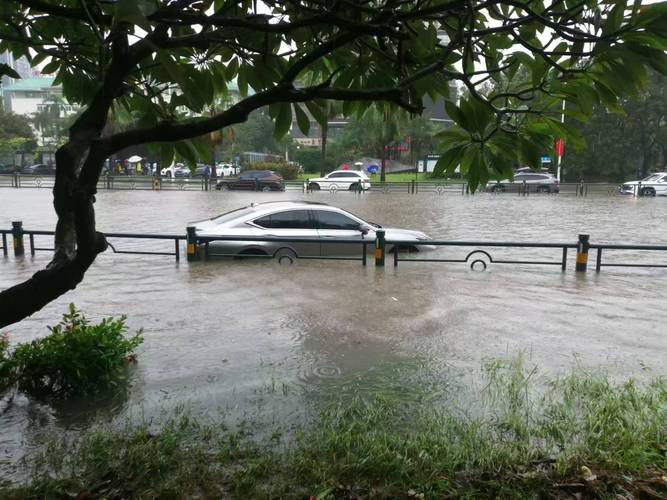 海南强降雨又来袭!文昌万宁等地有暴雨到大暴雨 局地或有特大暴雨