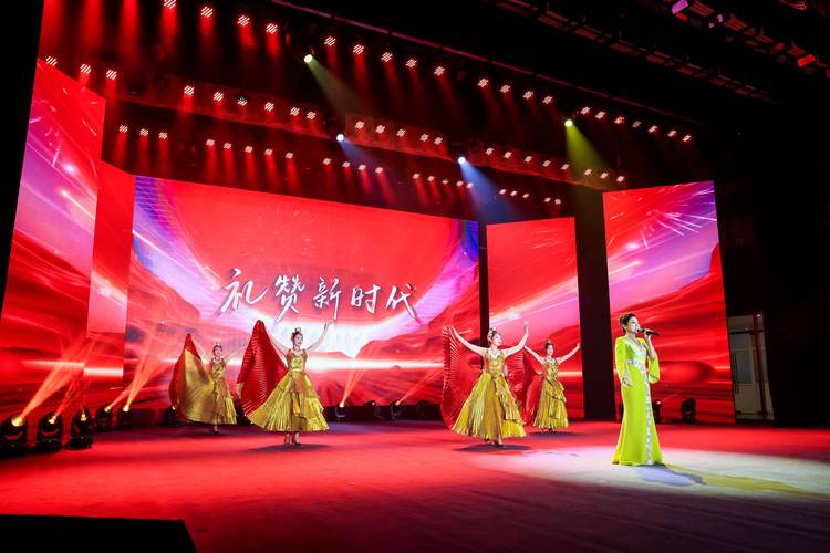 文化中国行丨“祖国在我心中”文艺演出海口精彩上演