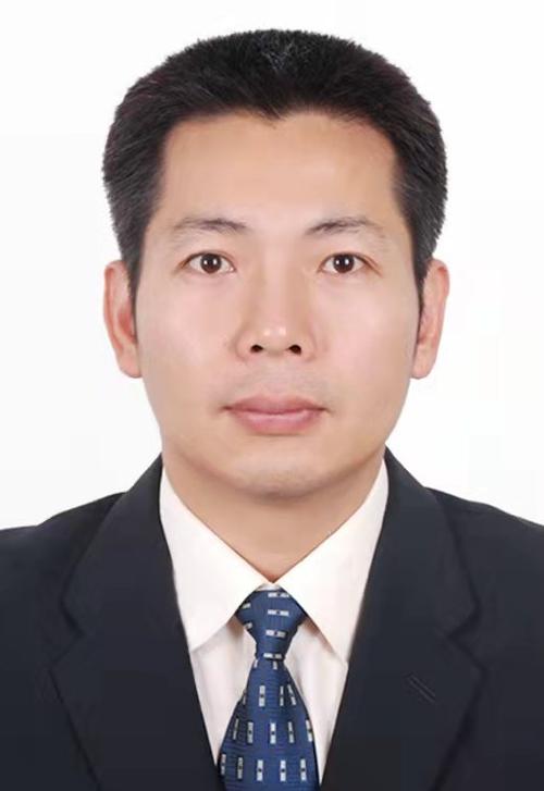 西部矿业股份有限公司副总裁陈斌辞职