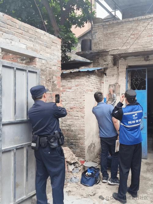 石屏警方开展出租房清查行动