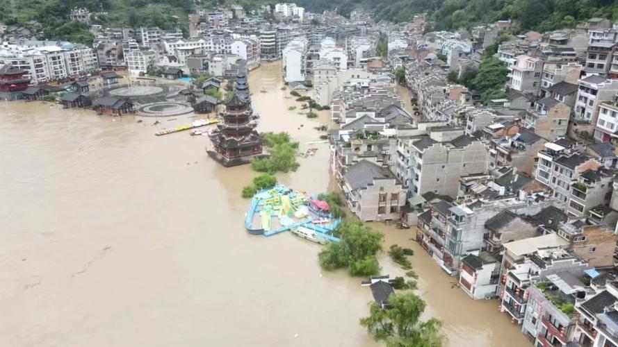 贵州省镇远县发布暴雨黄色预警_3